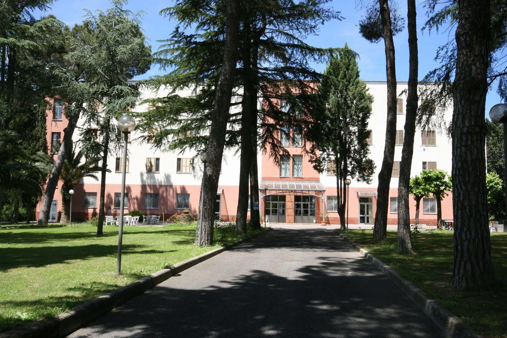 Отель Parco Santa Rita Сакрофано Экстерьер фото